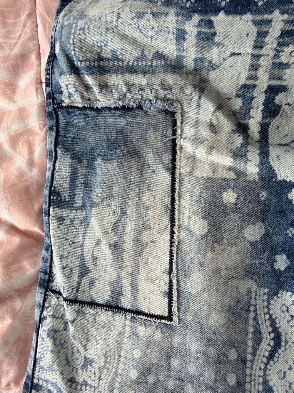 Men's Blue Patterned Jean Shorts - Picture 4 of 5